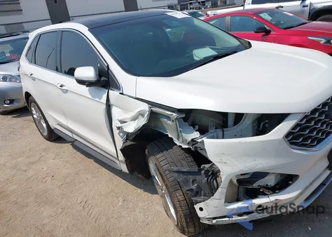 2021 Ford Edge Titanium z USA, uszkodzony, nr VIN 2FMPK4K98MBA18760